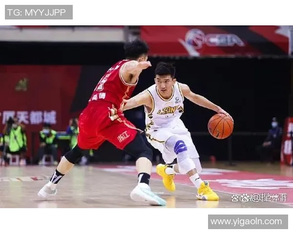 CBA精彩回顾广东队与同曦队对决集锦分析与精彩瞬间分享 CBA精彩回顾广东队与同曦队对决集锦分析与精彩瞬间分享